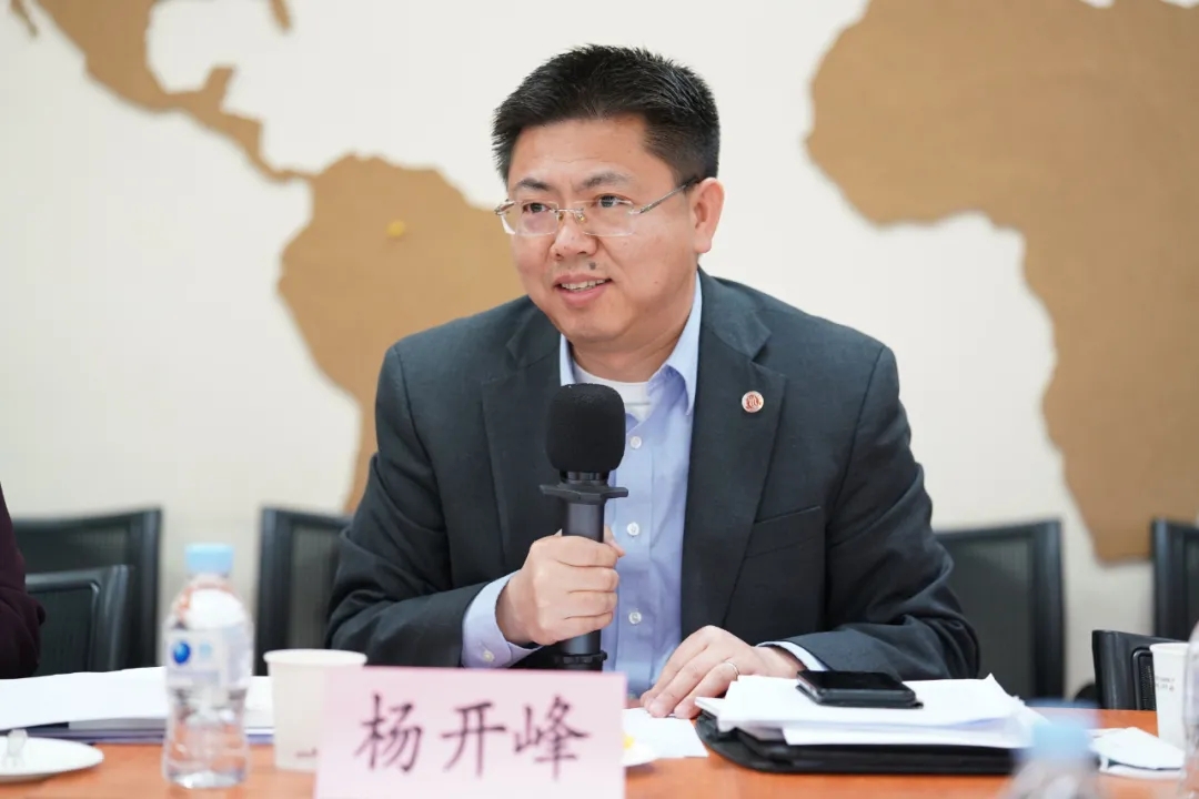 f7b870de93114b028e7c71b5b8b50bee.jpg f7b870de93114b028e7c71b5b8b50bee.jpg